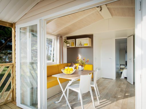 Gamme privilège, capacité 4-6 personnes, 2 chambres + 1 canapé convertible